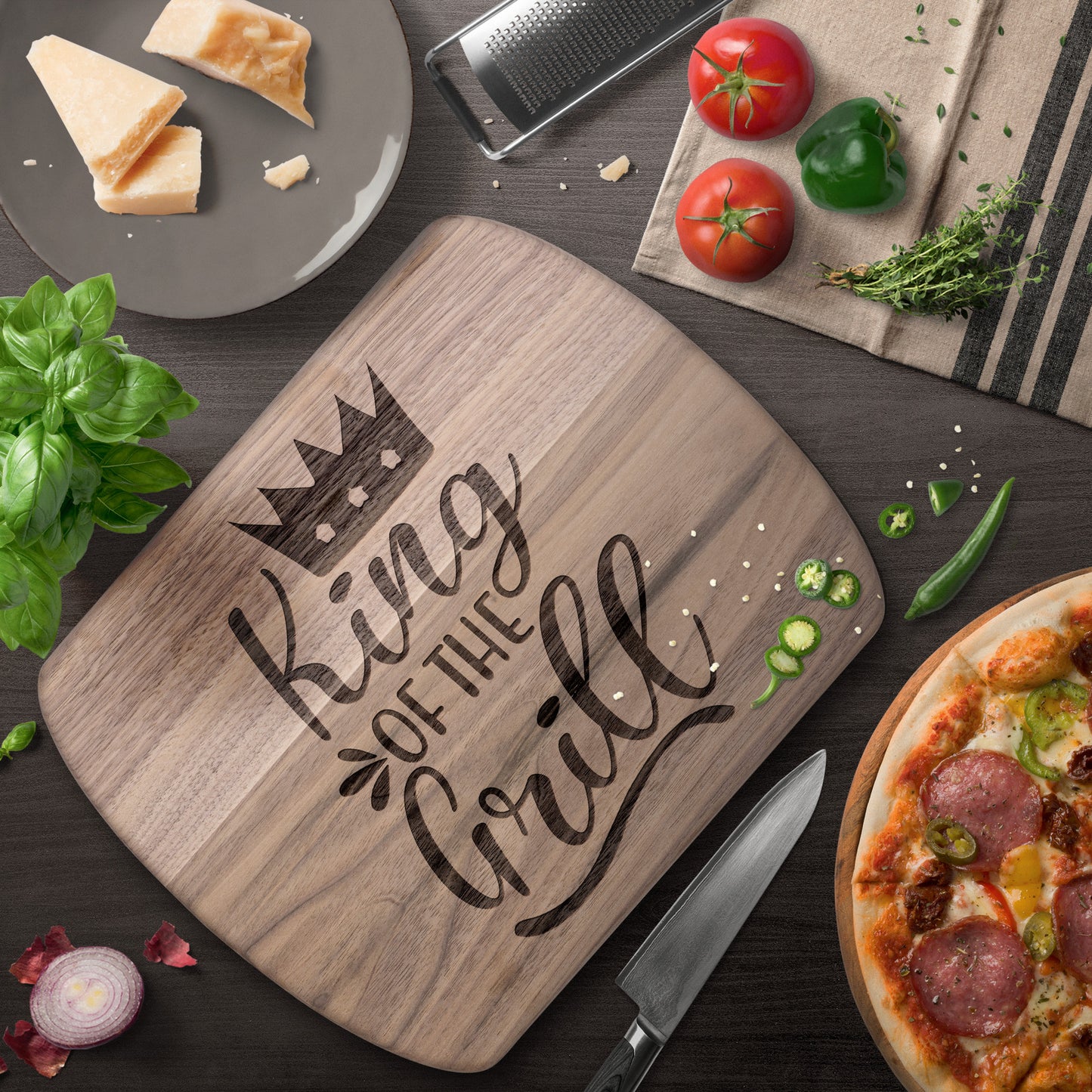 King of the Grill: BBQ Master Cutting Board