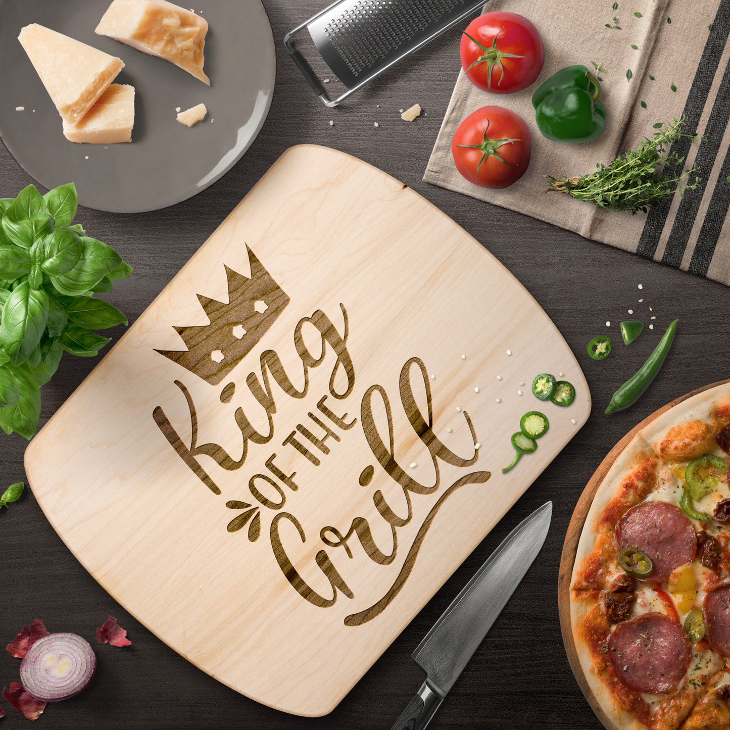 King of the Grill: BBQ Master Cutting Board