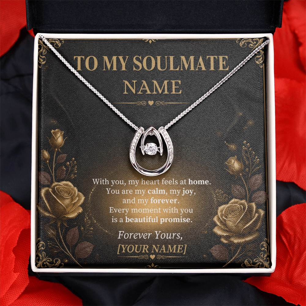 Lucky in Love Necklace for Soulmate – Personalized Romantic Gift with Heartfelt Message Card