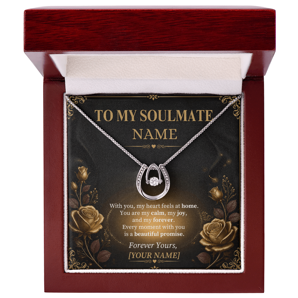 Lucky in Love Necklace for Soulmate – Personalized Romantic Gift with Heartfelt Message Card