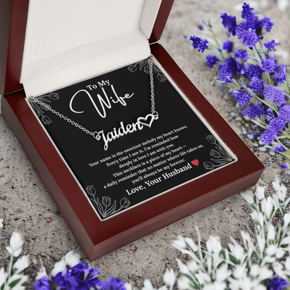 Personalized Name Necklace with Heart Symbol - Romantic Gift for Wife