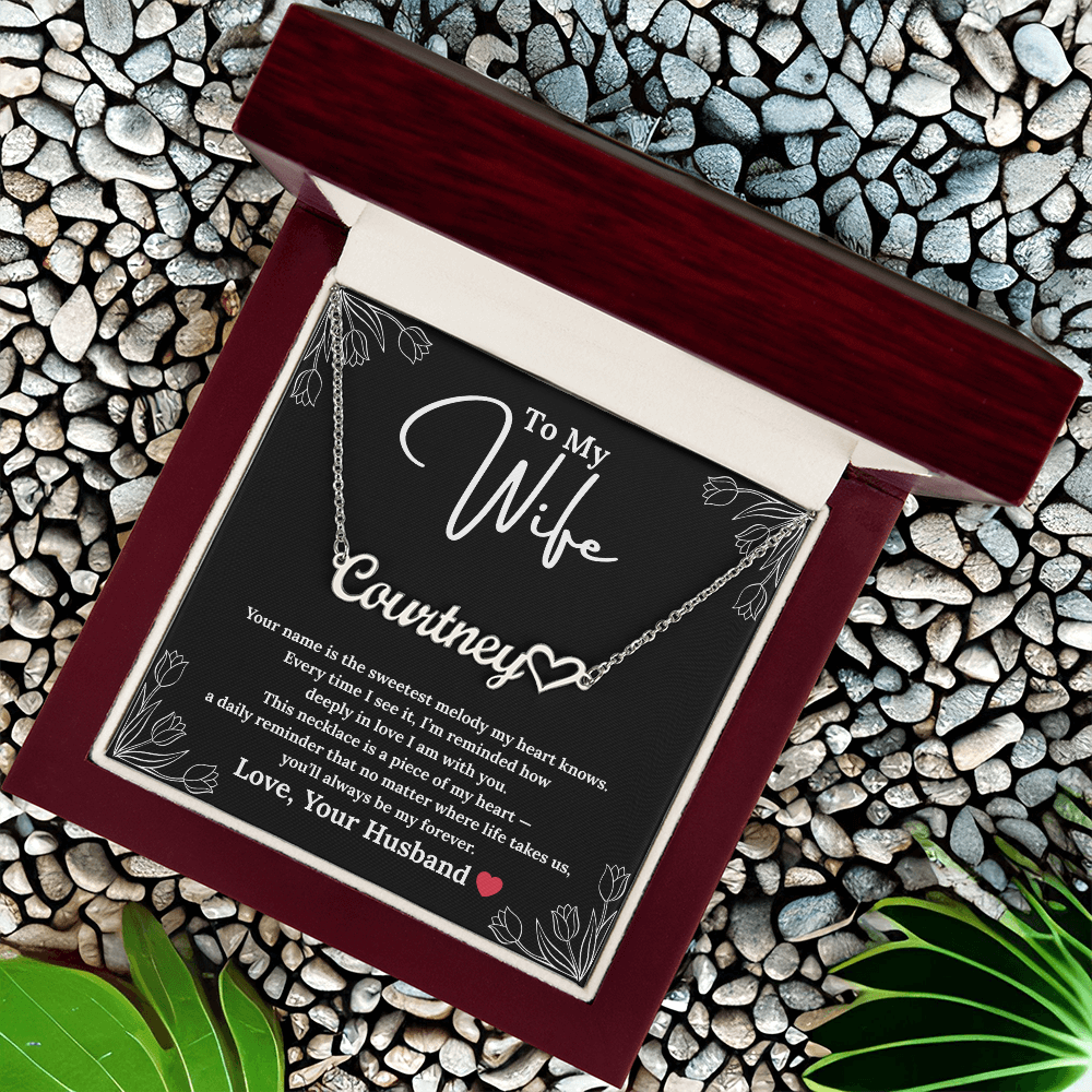 Personalized Name Necklace with Heart Symbol - Romantic Gift for Wife